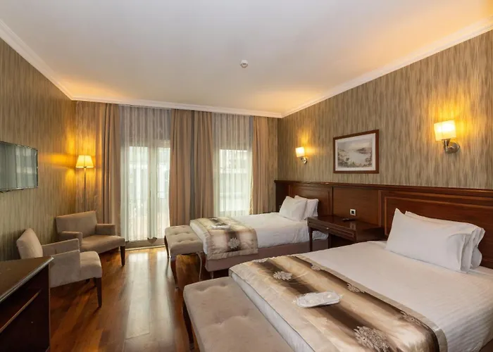 Crestium Taksim Prive & Отель