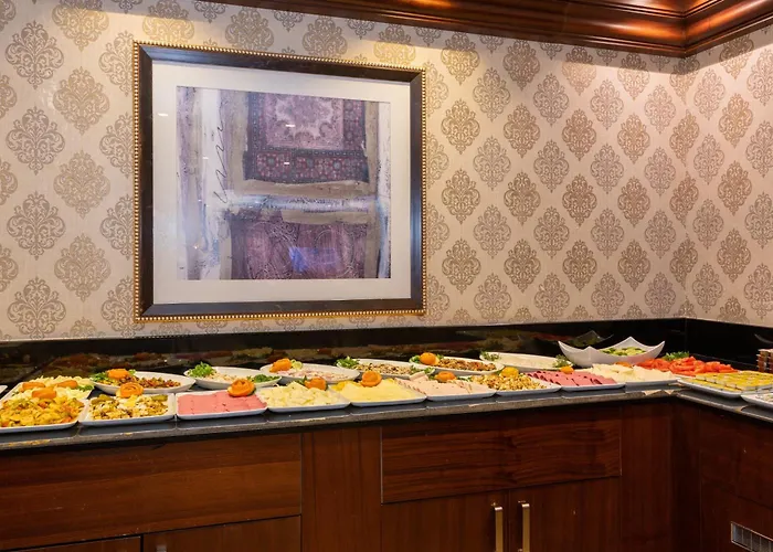 Crestium Taksim Prive & 4*