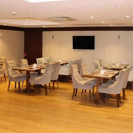Crestium Taksim Prive &