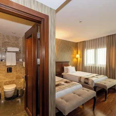 Crestium Taksim Prive & 4*