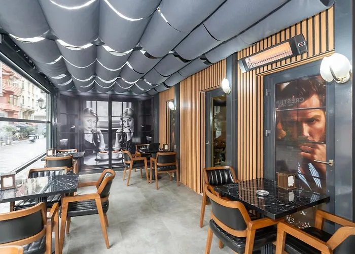 Crestium Taksim Prive & 4* Istambul