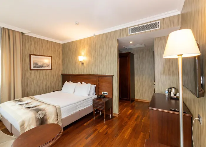 Hotel Crestium Taksim Prive &