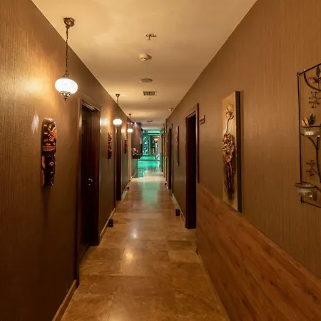Crestium Taksim Prive & 4* Istanbul