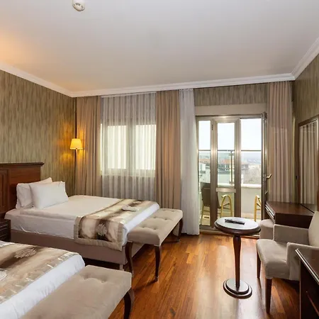 Hotel Crestium Taksim Prive & 4*