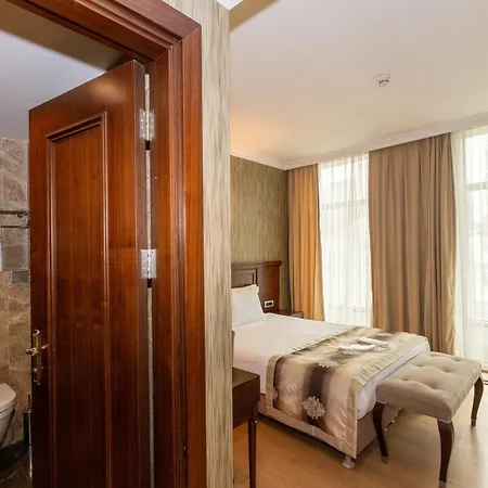 Crestium Taksim Prive &